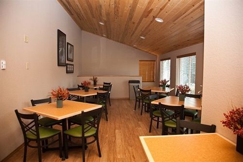 River House Inn, A Baymont By Wyndham Флорънс Ресторант снимка